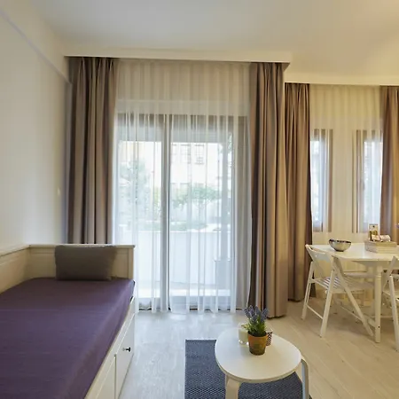 Alp Lavanta Apartament *